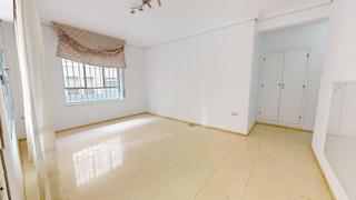 Pis a Centro. Magnifica vivienda situada en pleno centro de cordoba, con 5 dor