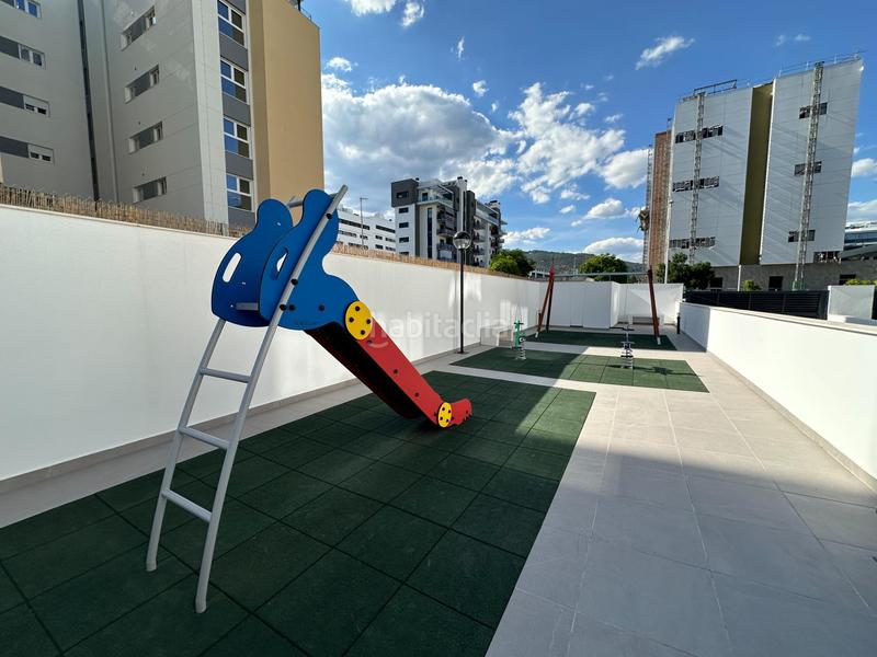 Foto f8414ffa-5ae2-4227-a4f8-3e6e06dfb0c1. Attico con riscaldamento parcheggio piscina in Poniente-Norte - Miralbaida - Parque Azahara Córdoba