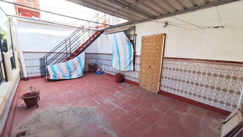 Foto f0c6ffcc-c543-495c-b4e4-cc11d50bf518. Casa  de dos plantas, con 10 m2 de fachada, con azotea y patio, en el zumbacón !! en Córdoba