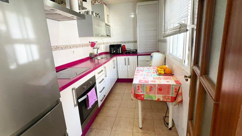 Foto 46178f2b-69be-4d00-87dd-52ac85b3aecd. Casa amb calefacció a Carlota (La)