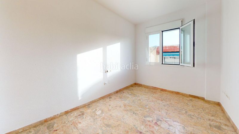 Foto d4ec2122-25c2-4ee2-8517-4d4a9ef18a70. Pis amb aparcament a Centro ciudad Fuengirola