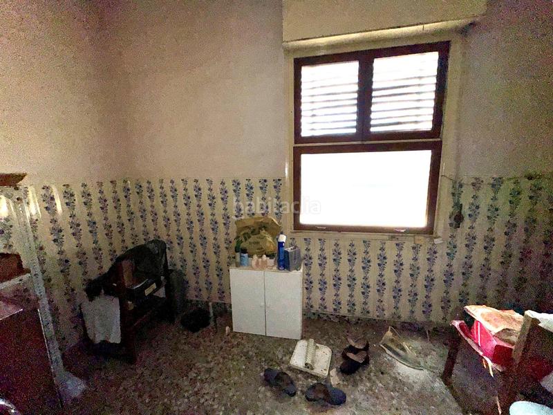 Foto 7c1ab6e2-9f9d-4f70-a503-de54c6b90b09. Edifici a Centro Elda