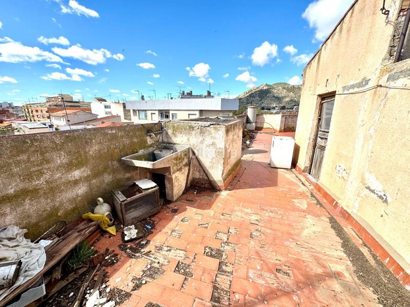 Foto 9a270f7d-0ed5-43a7-bb6f-f1ed1db85b71. Edifici a Centro Elda