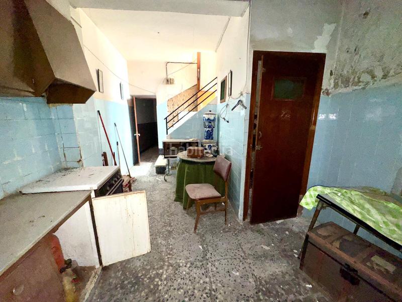 Foto dab41bc1-2ff6-4915-9e2b-b86bb2e4fdea. Edifici a Centro Elda