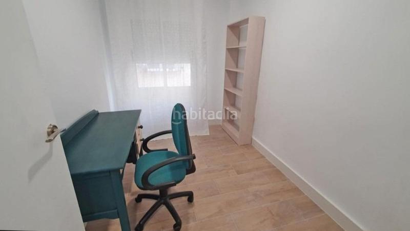 Foto ccd634d4-7b13-47bf-865c-df91e3282b46. Rent flat in Plaza de Toros-Avenida Chapí-Trinquete Elda