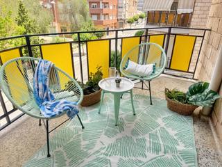 Pis a Petrer. Amplia vivienda en petrer con 15o metros construidos, zona aveni