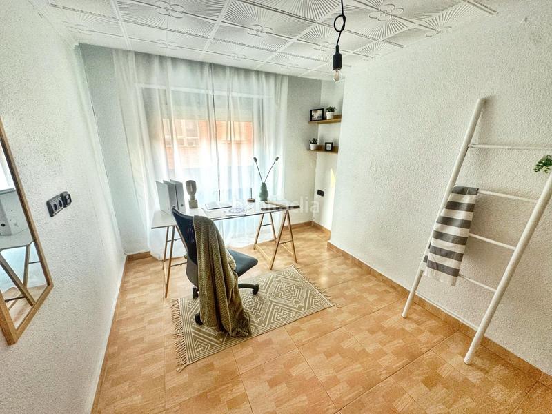 Foto aa36e8d2-b48c-4272-b405-798777bc947e. Piso  1 para entrar a vivir, zona avda de madrid en Elda