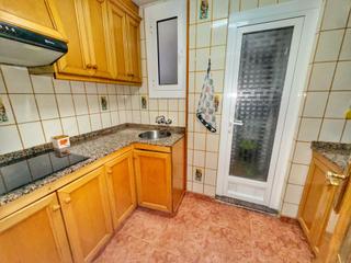 Appartamento in Fraternidad. Piso 1 para entrar a vivir en elda, zona pablo iglesias