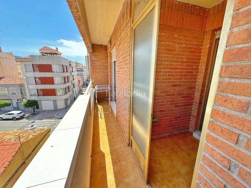 Foto 17dd388c-dff9-486b-b0c1-bee1d8cfd3c5. Miete etagenwohnung mit parking in Petrer