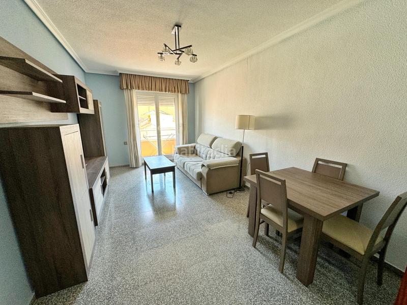 Foto 71ccf95e-f2cd-46f8-82fe-a1ff447229dc. Rent flat with parking in Petrer