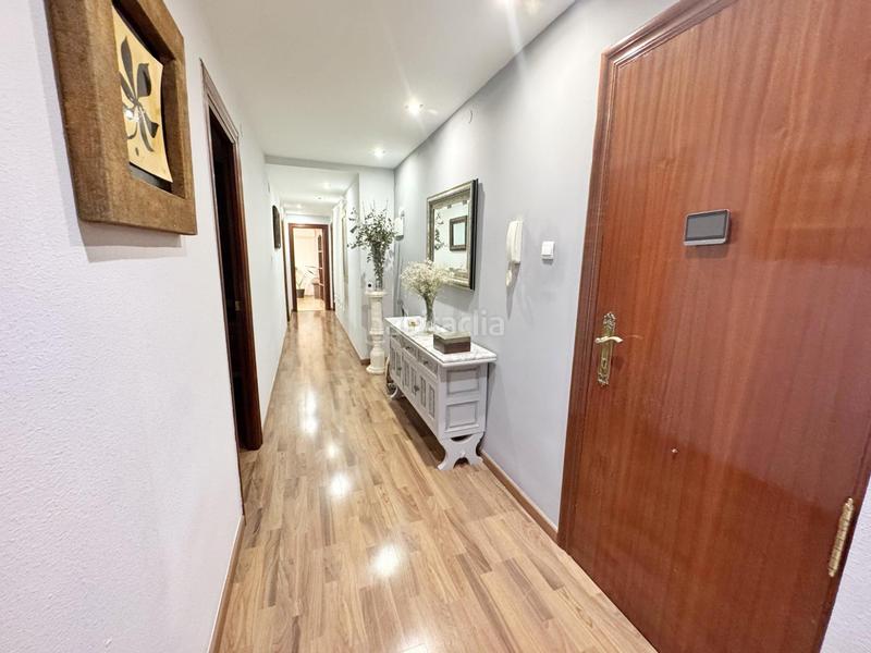 Foto d54449b2-443d-41e8-b2c2-b6ff511be8cc. Etagenwohnung in Plaza de Toros-Avenida Chapí-Trinquete Elda