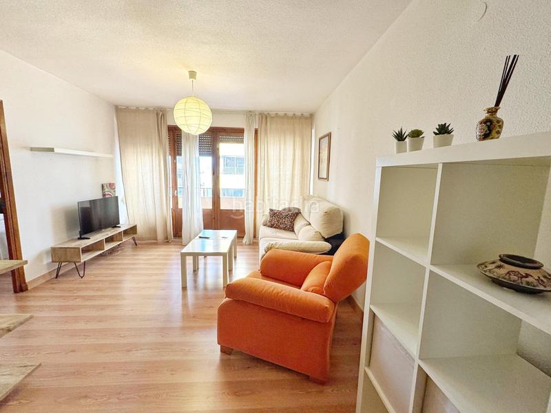 Foto 1f9b3848-2e41-4740-9c89-80c24f6a2574. Rent flat in Plaza de Toros-Avenida Chapí-Trinquete Elda