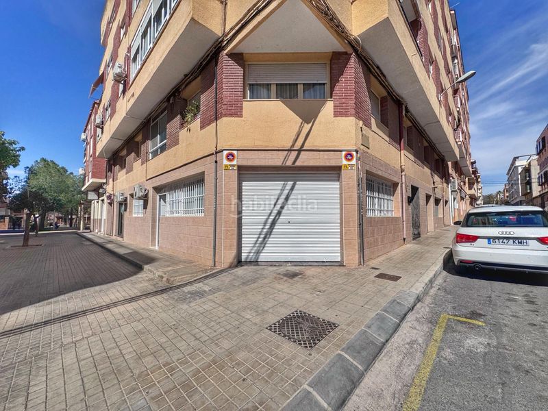 Foto cb671f09-cc80-49a7-9fc6-f3b94d26ee4d. Local comercial a Petrer