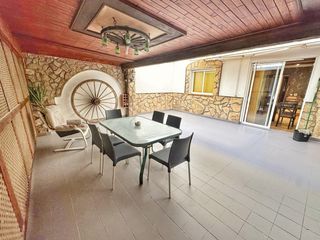 Location Appartement à Petrer. Espectacular piso con patio en petrer, zona chimeneas