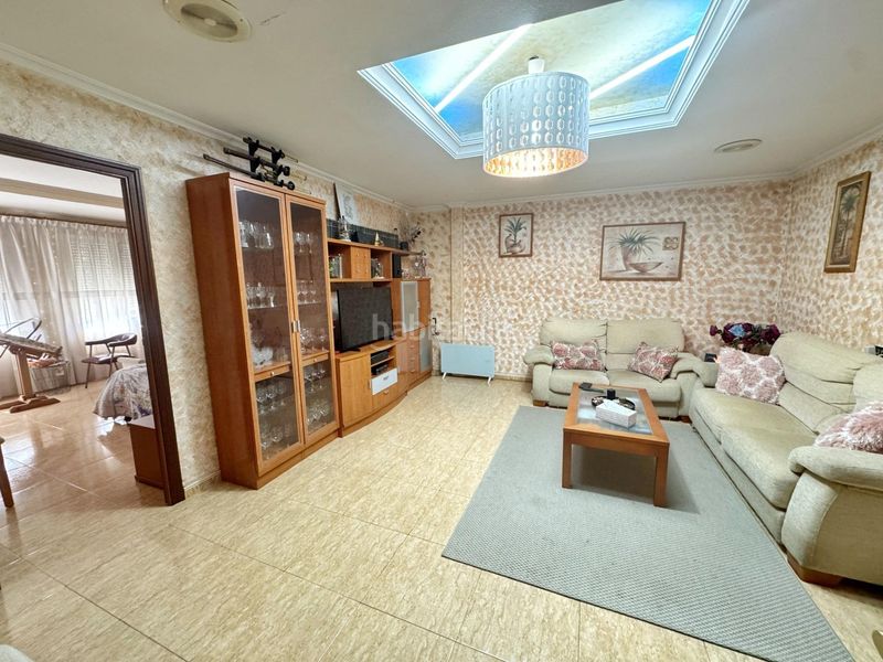 Foto 4eea3b3b-c1aa-4845-a11c-ade5f064e86c. Duplex in Plaza Castelar - Mercado Central Elda