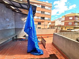 Rez-de-chaussée à Petrer. Casa planta baja en buena zona de san jeronimo