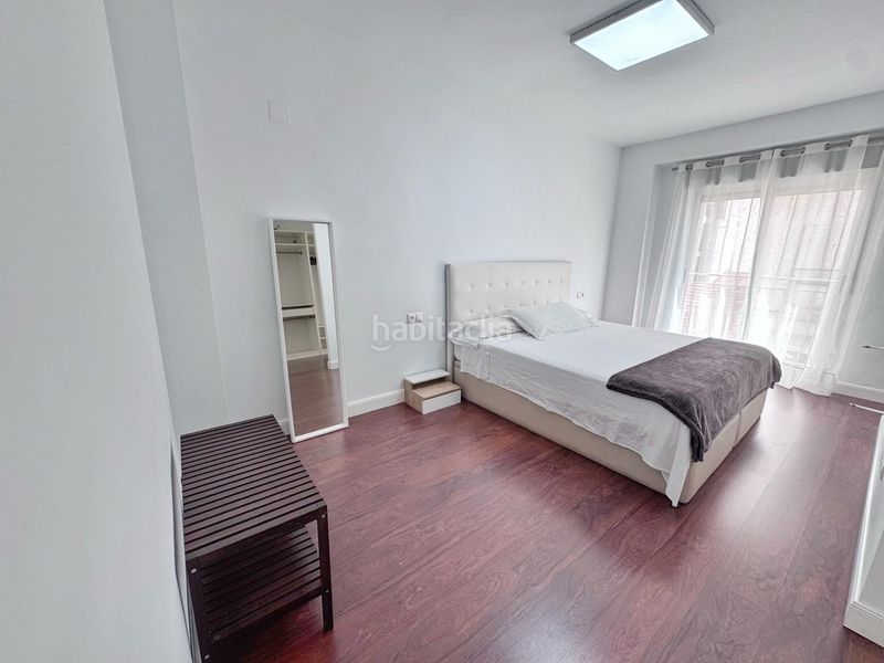 Foto f142dbda-3dd4-4aa3-982d-36eb18321b02. Affitto duplex con parcheggio in Plaza Castelar - Mercado Central Elda