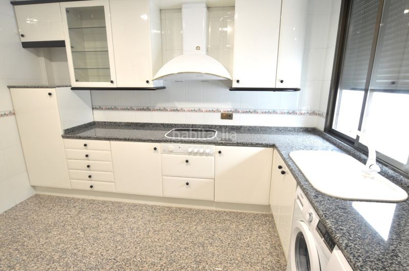 Foto 528b89e2-7002-4919-a2a9-86992b25647b. Miete etagenwohnung in Plaza Castelar - Mercado Central Elda
