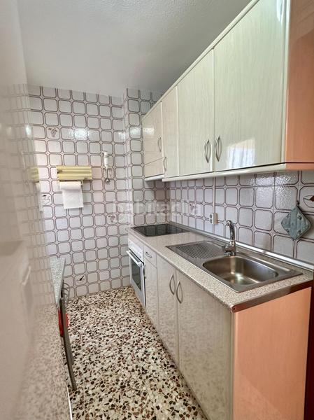 Foto e57eb16d-d0a1-47fc-b1e5-08b81bfe0deb. Apartamento maravilloso apartamento de 2 habitaciones junto a la playa con parking y piscina en Torrevieja
