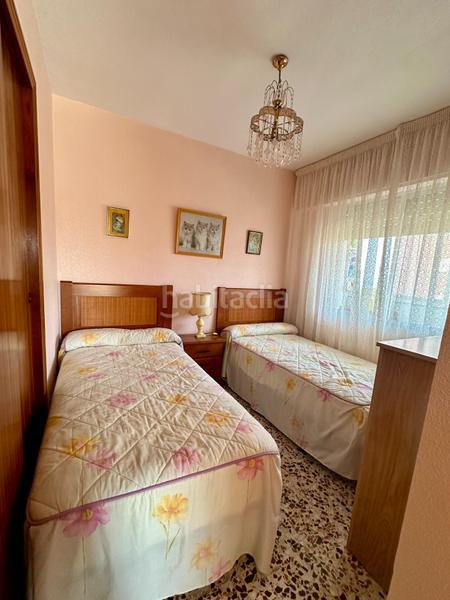 Foto efcdece5-dd37-4be1-a294-67b152699610. Apartamento maravilloso apartamento de 2 habitaciones junto a la playa con parking y piscina en Torrevieja