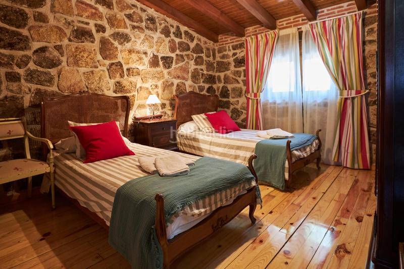 Foto 3814eb0a-79a6-4595-b1f8-8b81eedacd13. Chalet in calle pico de la peña negra 72 in Peñalba de Ávila