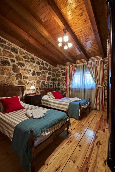 Foto 479fc884-43e7-4fca-9284-c89a9eccd9d3. Chalet in calle pico de la peña negra 72 in Peñalba de Ávila