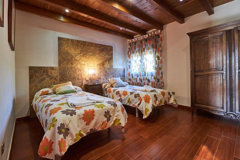 Foto 513737f1-8d1e-4528-8d16-a15592f2028a. Xalet a calle calle pico del almanzor a Peñalba de Ávila