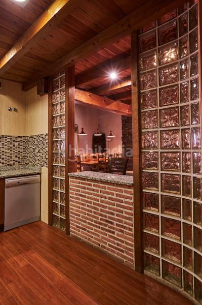 Foto 77a3f4cd-0769-475b-885a-4cc131a12fc2. Xalet a calle calle pico del almanzor a Peñalba de Ávila