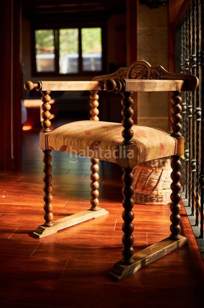 Foto 9186d93c-51ae-42a0-bef9-b529fa581d40. Xalet a calle calle pico del almanzor a Peñalba de Ávila