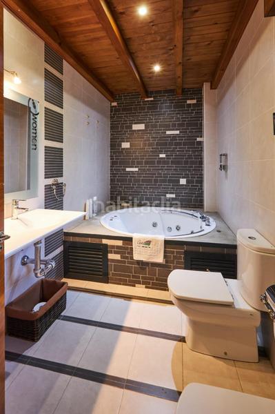 Foto d28f0afe-9def-4ee9-bb71-7d1443c05d62. Xalet a calle calle pico del almanzor a Peñalba de Ávila