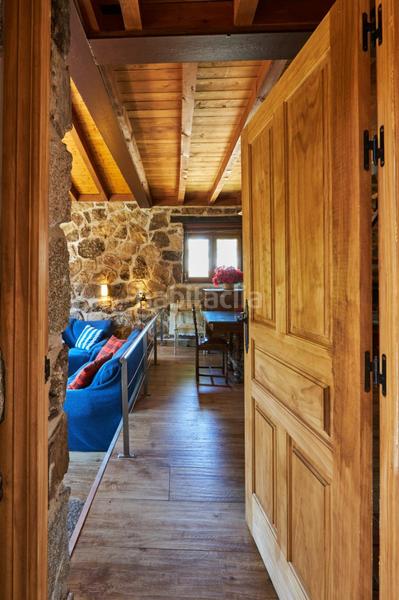 Foto b808b125-8220-4e07-89e0-0d83ef5348ab. Xalet amb aparcament piscina a Peñalba de Ávila