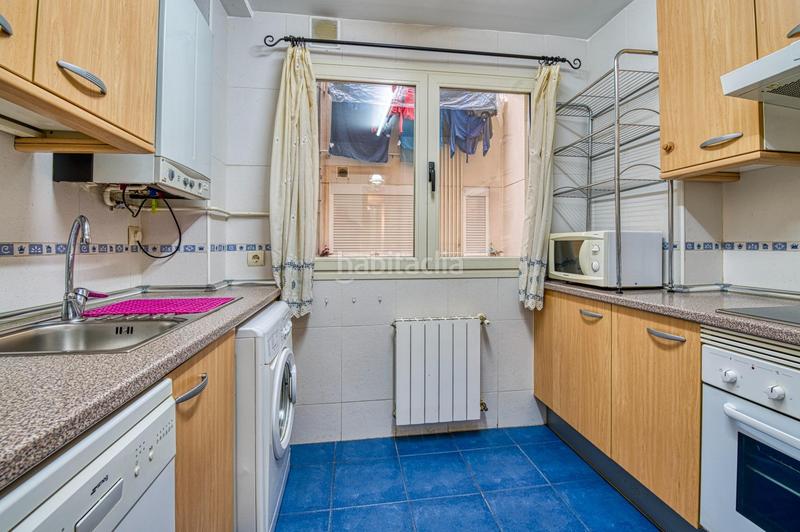 Foto ce522780-94a6-48ef-b940-cfb895e43fa0. Appartamento in calle agustín rodríguez sahagún 38 in Ávila