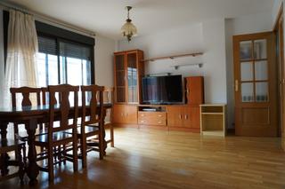Location Appartement à Calle agustin rodriguez sahagun 38. Luminoso piso de alquiler en el barrio universidad, ávila