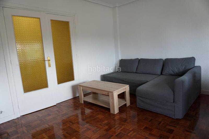 Foto 0cd0c566-8350-4064-a184-063ee43f2627. Alquiler piso en calle de madrigal de las altas torres 20 piso en alquiler calle madrigal de las altas torres 20, en Ávila