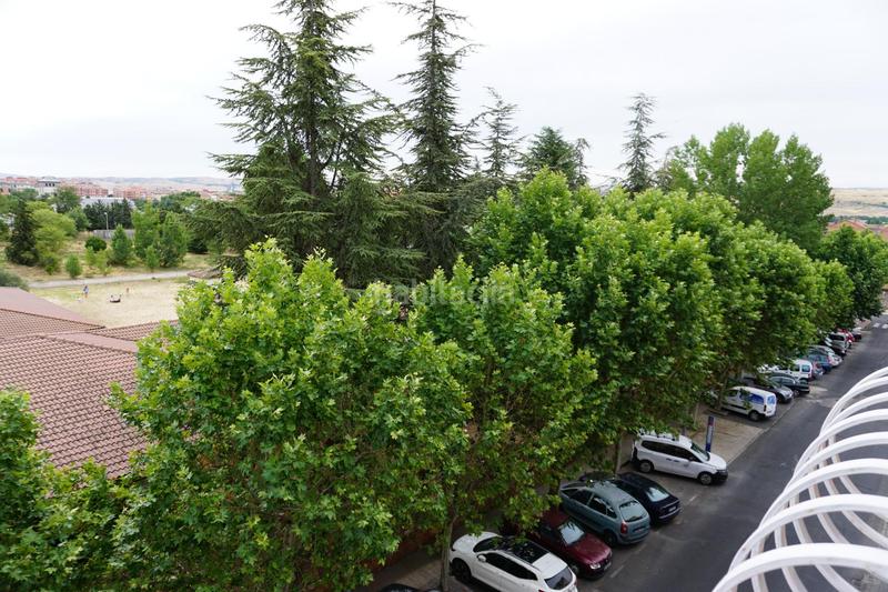 Foto 567a39c5-dfca-45de-9f6f-fd20ab129f20. Location appartement dans calle de madrigal de las altas torres 20 dans Ávila