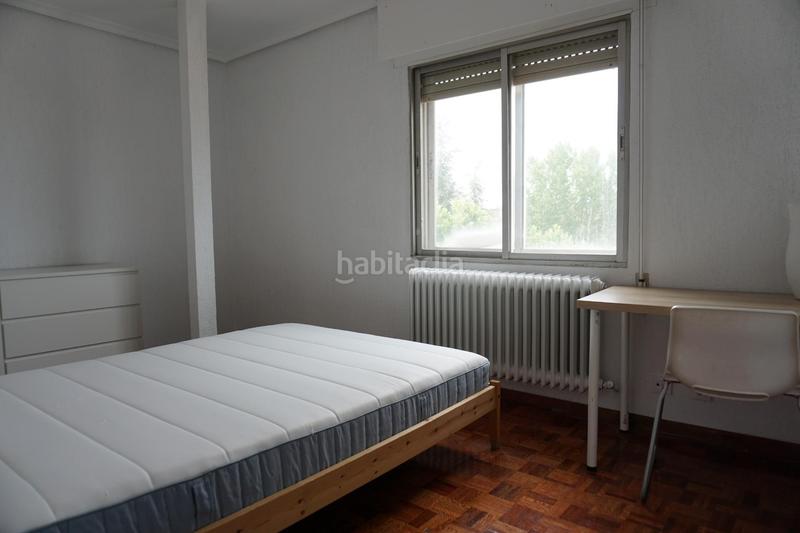 Foto ee5088f5-25b1-4f91-9b35-ffbfc3923802. Location appartement dans calle de madrigal de las altas torres 20 dans Ávila