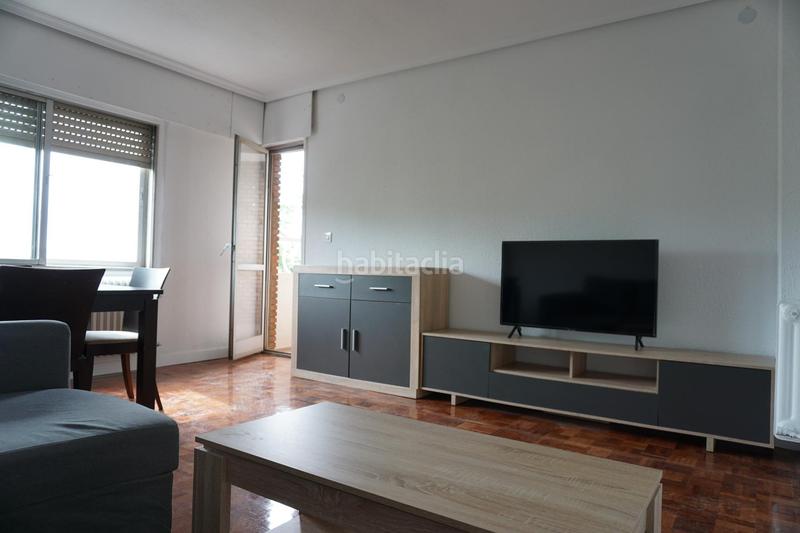 Foto 085ec808-1a5d-4ec4-8bff-62bede98b6a7. Rent flat in calle de madrigal de las altas torres 20 in Ávila
