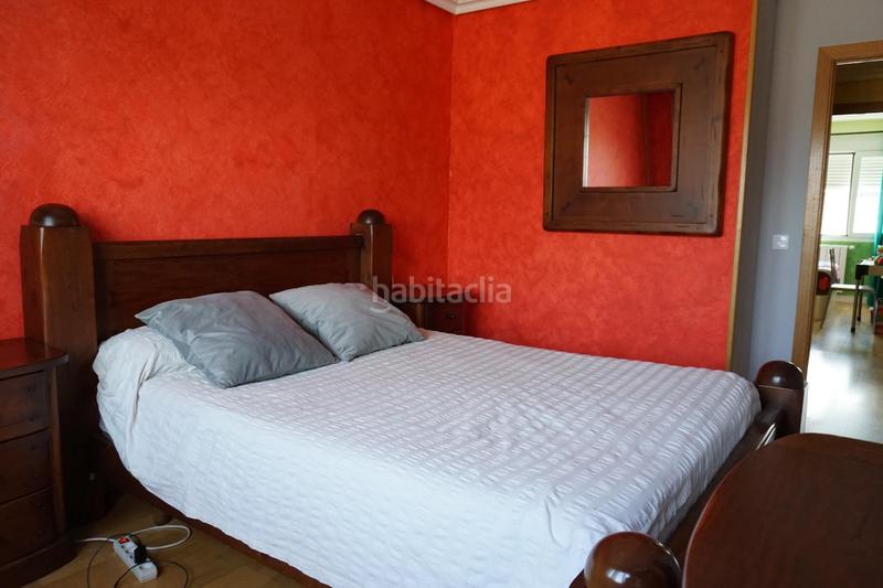 Foto 49f51d9c-33ec-4808-a0be-4fe27d60f535. Reihenhaus mit heizung in Hervencias Altas - El Pinar Ávila