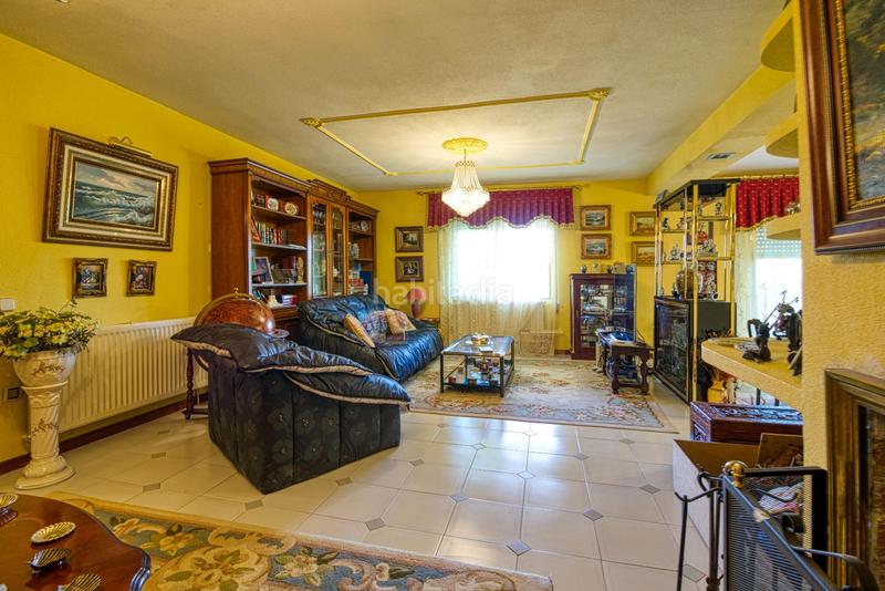 Foto 5d047d99-656f-455a-bf95-c1f1e993795e. Chalet dans fontenebro 176 dans Fontenebro-Altavista Collado Villalba