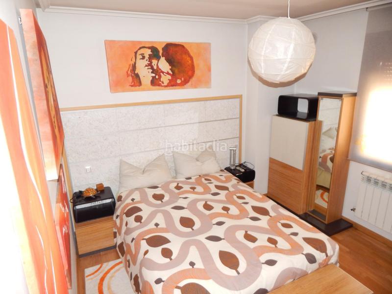 Foto 04b324fa-4698-422b-a925-503412d02a37. Affitto chalet in calle de abdalá 'el rico' 13 in Ávila