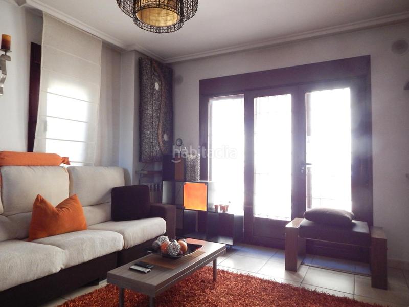 Foto d53c955c-9a52-4fd8-a7b1-f71967eb0a75. Location chalet dans calle de abdalá 'el rico' 13 dans Ávila