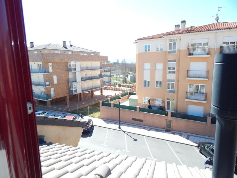 Foto e0ecd294-edbe-4810-919d-87a17907eed3. Miete chalet in calle de abdalá 'el rico' 13 in Sur Ávila