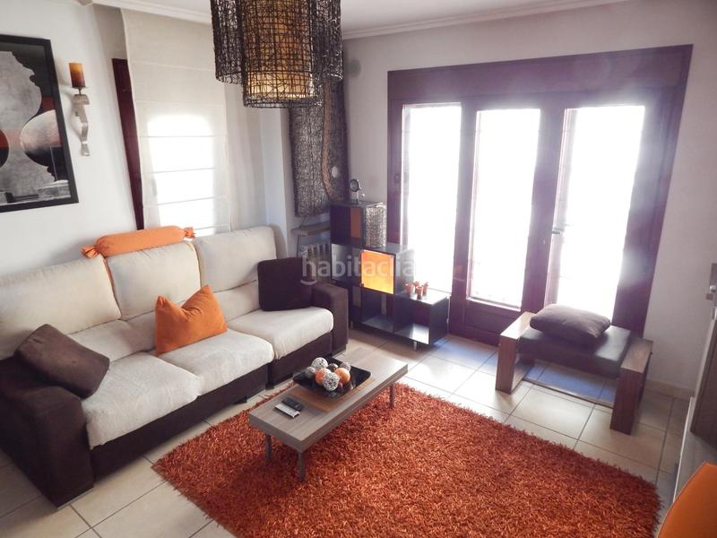 Foto f4f5ab52-bcf5-4f12-9f9b-ff40a1da1bc8. Miete chalet in calle de abdalá 'el rico' 13 in Sur Ávila