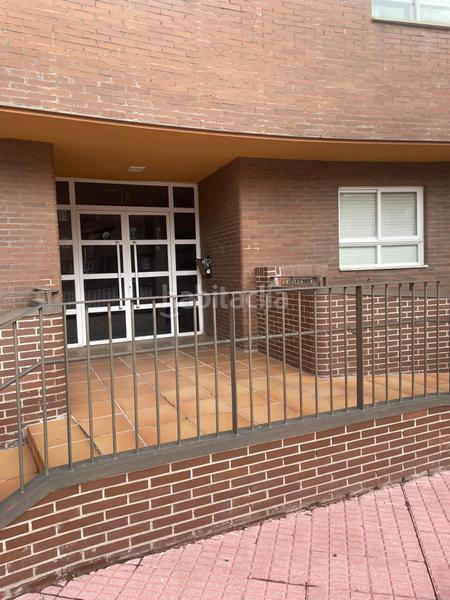 Foto 3db10cd6-662c-4671-89d2-41e774acad88. Planta baixa amb calefacció aparcament a Sónsoles Ávila