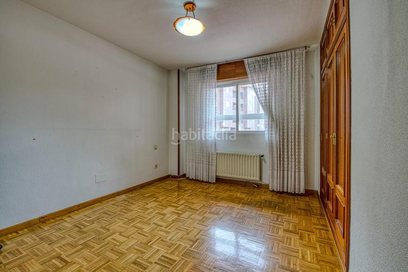 Foto 8e974c66-ae0a-4416-9340-e2db0187400f. Planta baixa amb calefacció aparcament a Sónsoles Ávila