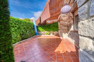 Casa adossada a Calle heroes del alcazar 7. Chalet adosado en venta en calle heroes del alcazar 7, ávila