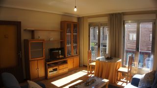 Appartement à Calle de nuestra señora de sonsoles 74. Piso en venta con tres habitaciones, dos baños,  garaje y traste