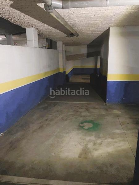 Foto ec19a110-49f7-44aa-9fc0-842e34d4d4c5. Aparcament cotxe a avenida avenida de los derechos humanos 84 a Ávila