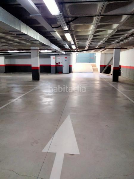 Foto f4c282cd-def7-427e-ad6e-413b7490391d. Aparcament cotxe a avenida leonardo da vinci de 2 a Getafe
