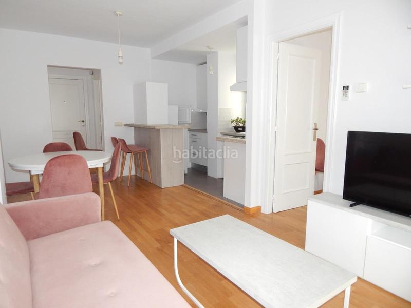 Foto 01438c98-fef5-4739-aee1-e2b0f8f01921. Alquiler ático en calle agustín rodríguez sahagún 38 apartamento en alquiler en barrio la Universidad, en Ávila